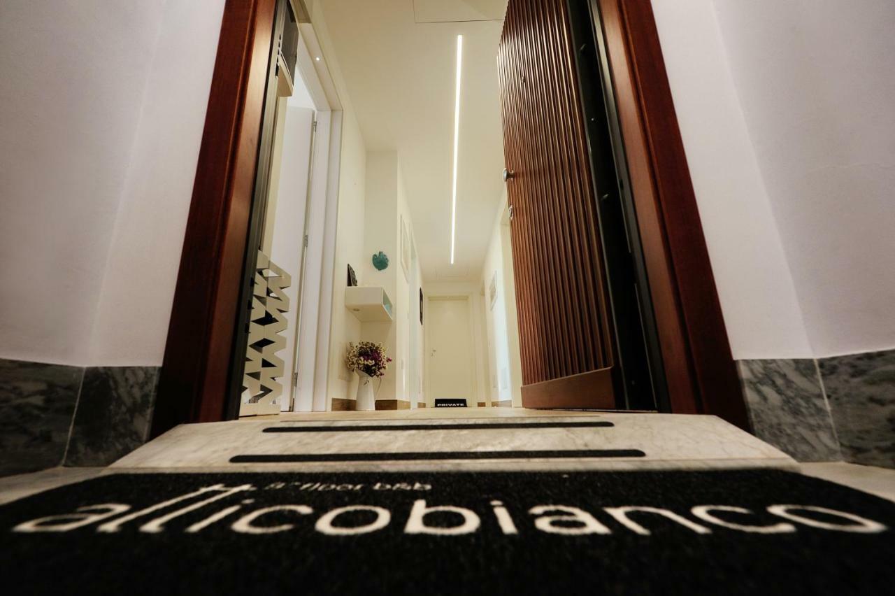 Atticobianco B&B Cagliari Eksteriør billede